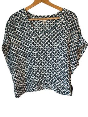 Joie 100% Silk Elephant Print Short Sleeve Pleated Top Women’s Size XS Resort